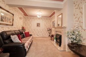 Lounge- click for photo gallery